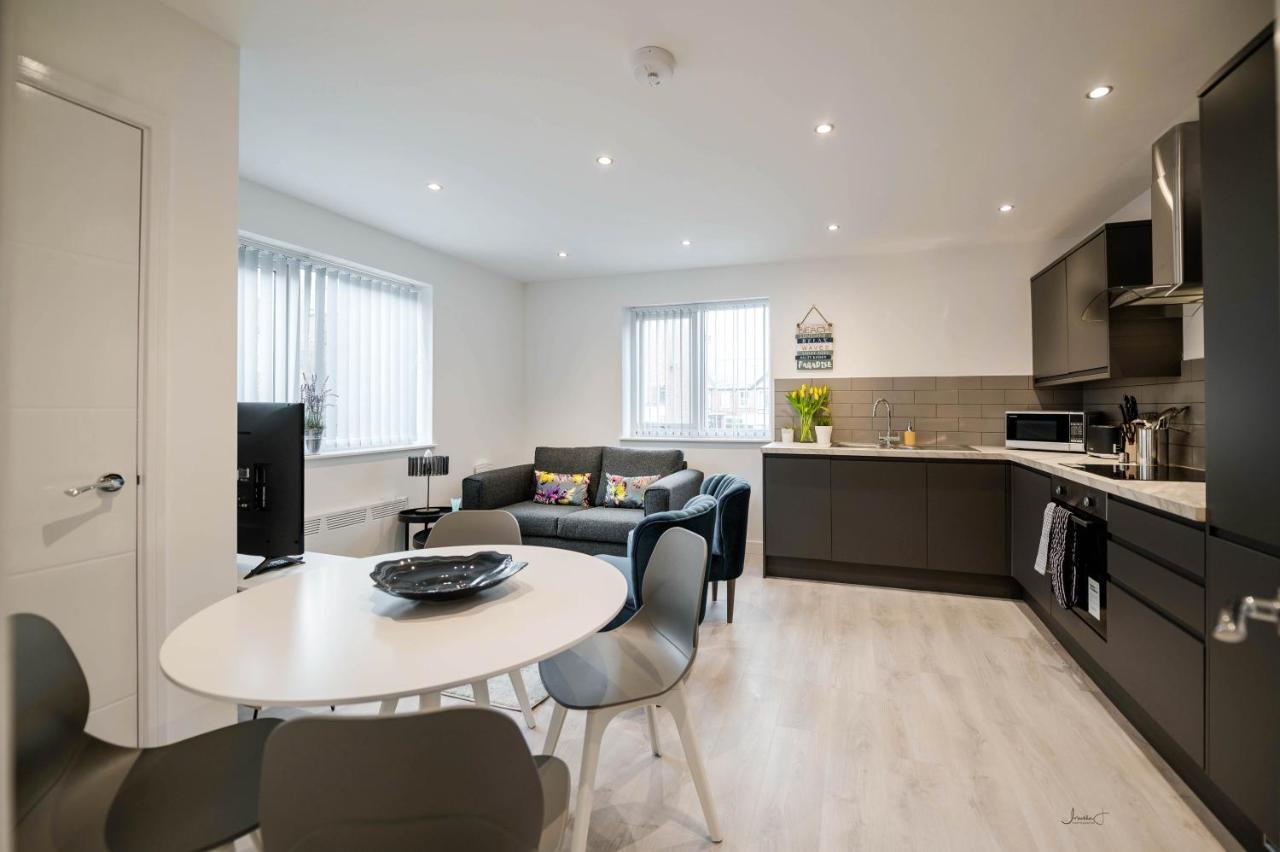 Charles Alexander Short Stay - Windmill House Apartments Lytham St Annes Ngoại thất bức ảnh